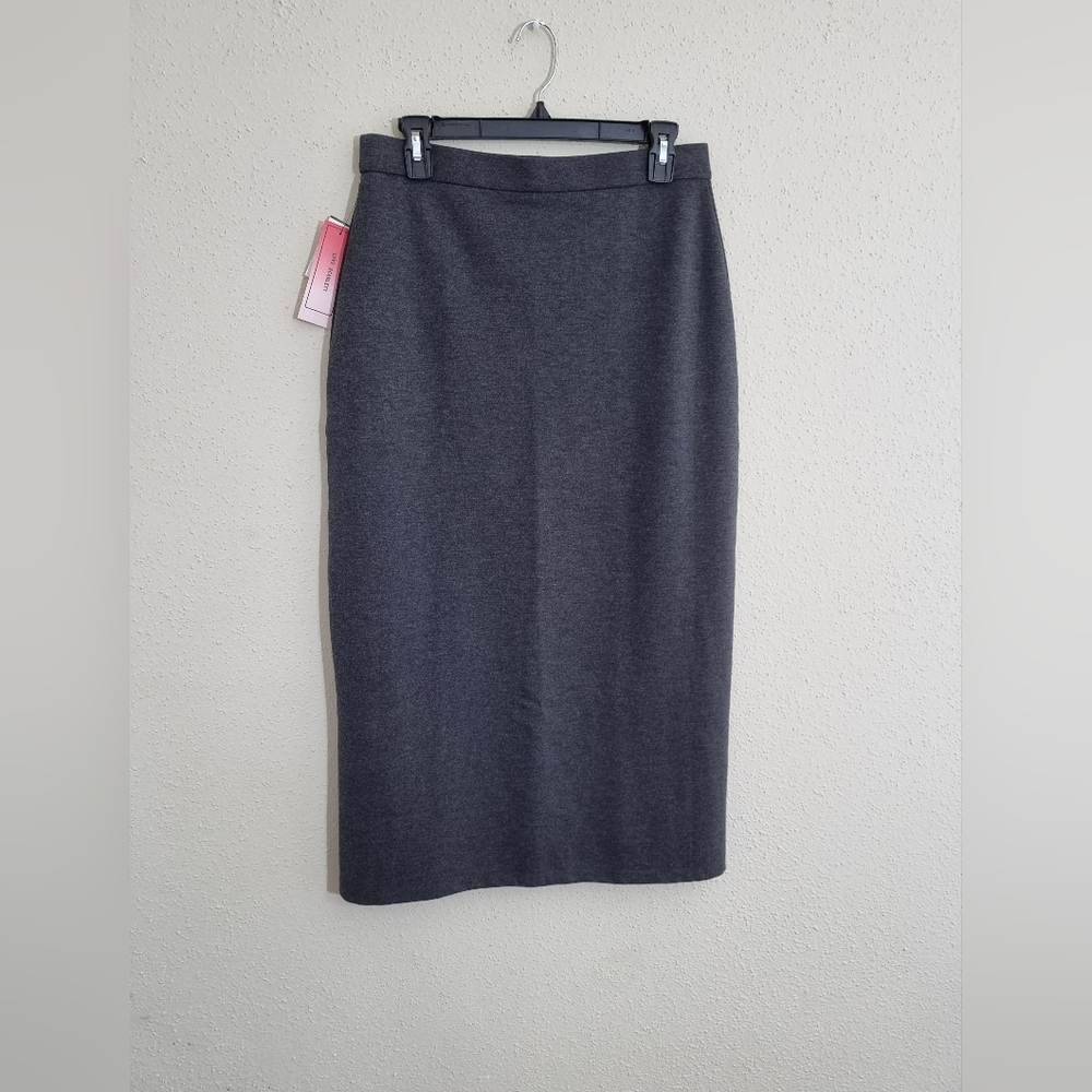 Elegant Gray Women's Skirt - Picture 6 of 7